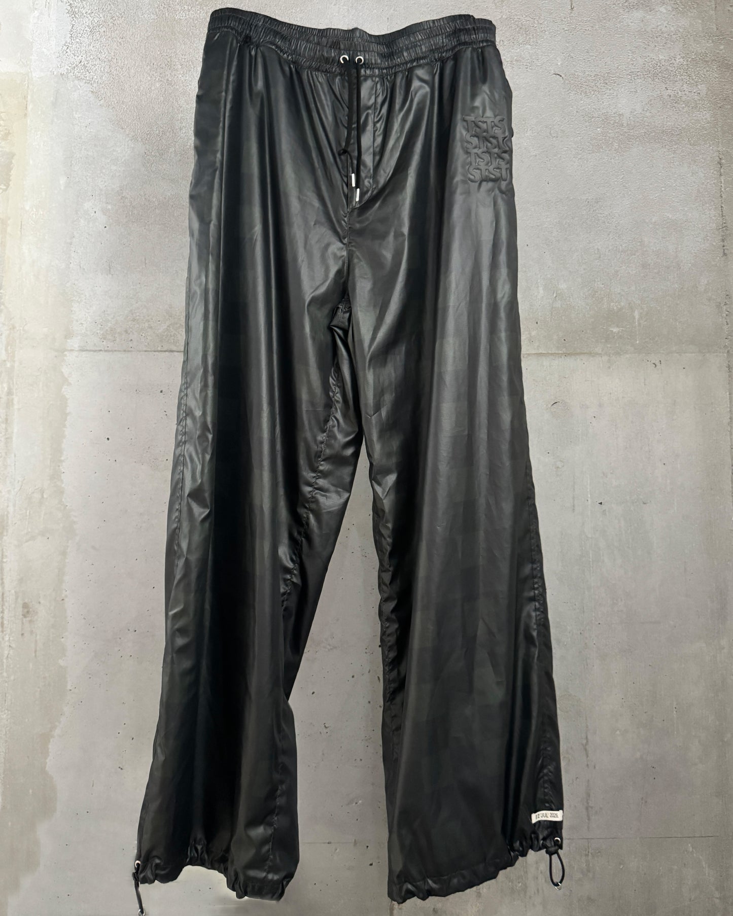 RECYCLED POLYESTER WIND PANTS